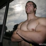 음식물 쓰레기통 들어가면 몸이 풀린다고?