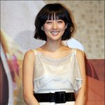 예뻐져서 돌아온 이청아, 발표회 현장의 요상한 <b>망사</b> 원피스