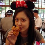 장나라 <b>홍콩</b> 디즈니랜드에서 깜찍한 직찍