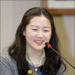 <b>통통</b>해진 모습의 이영애 사진