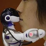 외로운 솔로남성들! 이젠 '여친로봇'과 놀아요~ㅎㅎ