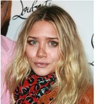 포토라인에 선 애슐리 <b>올슨</b>, 상당히 불쌍해 보인다