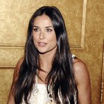 관리 잘 되는 <b>데미</b> 무어 여사 최근 모습