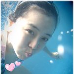 수중에서 셀카를 성공한 백<b>보람</b>! 표정이 깜찍!