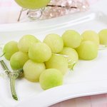 <b>메론</b>이야? 청포도야??