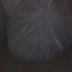 <b>택배물품</b>을 버리고 간 남자 [사진有]