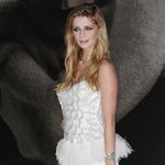 흑vs백 느낌이 확 다른 <b>미샤</b>바튼, 포스가 남다르넹~