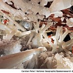 <b>사막</b> 지하 300m에 있는 세계 최대 크리스털 동굴!!