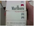 난 담배 <b>피고</b>싶을 뿐이고 선생님 담배 훔쳤고...