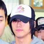 <b>공익</b>근무를 마친 남궁민의 모습! 긴 앞머리 답답해