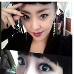 최강미모 나르샤, 셀카 속 <b>칼날</b>같은 브이라인