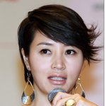 <b>세월</b>을 거스르는 김혜수의 미모 ㄷㄷ