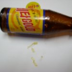 비타골드에서 <b>비닐</b>조각 나왔네요..