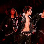 어제 mkmf 비의 패션 센스 ㅋㅋㅋ <b>망사</b>스타킹 ㅋㅋㅋ