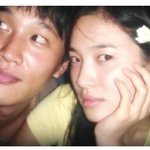 차태현이랑 송혜교 얼굴맞대고 <b>다정</b>셀카