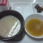 학교 기숙사의 <b>아침</b> 식단..-_-;;