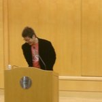 오늘 강의실에서 <b>강민호</b> 선수를 봤어요 !!!!!!!!!!!