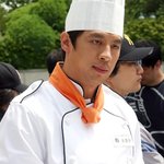 걍쫌많이 <b>쪼금</b> 닮은거 같아서요;;;ㅎㅎㅎ