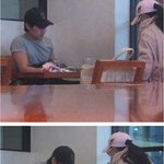 <b>음식점</b>에 남편과 온 김희선의 파파라치~