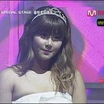 <b>솔비</b> 진짜 왕창 살쪘을때 드레스 입고..