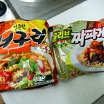 <b>짜파구리</b> 만들어 봤어요^^