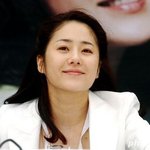 생애 <b>첫</b> 패션화보! 격한 <b>화장</b> 고현정, 묘해