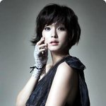 <b>v라인</b>의 대명사 한예슬!