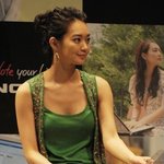 신민아 위험한 초미니스커트.. <b>아슬</b>~<b>아슬</b> ㅠ.ㅠ