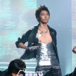 최강창민 <b>민망</b>한 노출! [사진有]