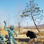 앞으로 <b>얼쩡</b>거림 죽는다