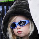 선글라스 쓴 샤일로! 헐리웃 <b>탑스타</b> 포스가 철철ㅎ