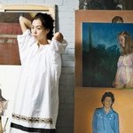짱구눈썹 김민희! 치마 밑 <b>앙상</b>한 다리ㄷㄷ