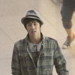 <b>여권</b>으로 가려지는 동방신기 유노윤호 얼굴ㄷㄷ