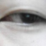 쌍커플이 생겨버렸습니다.