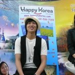 태국 <b>여심</b>을 사로잡은 준표, 태국 간 사진 인파 장난 없네요..ㄷㄷ