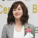 연기자 김지수, 깔끔한 이미지에 '<b>도자</b>기녀'로 선정