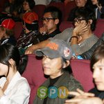 이병헌 <b>앞자리</b>에 앉은 송혜교 '어머'