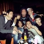 친구들과 홍대에서 신난 권지용! 술자리 사진들