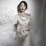 웨딩드레스 입어도 섹시한 김효진! 빨간<b>입술</b> 매력있어