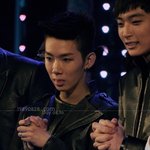 1위한 2pm 진심으로 축하해주는 <b>2am</b>, 훈훈ㅠ