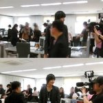<b>멀리</b>서도 눈에띄는 이민호의 우월한 키! 머리 하나가 쑥~!