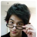 5월18일날 성인이 되는 89년생 스타는 뉴규?