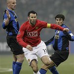 긱스 "박지성, <b>유명세</b> 잘 제어하고 있다"