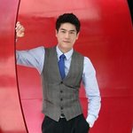 40대남자배우. <b>깜놀</b>....
