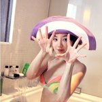 얼굴 중딩! 몸매 완전 <b>성숙</b>! 에이미 비키니 몸매