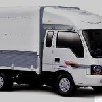 20살 여자와 군인집단과의 10분간의 대치상황.