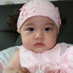 <b>예린</b>공주....아기 얼짱이죠?
