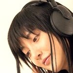 헤드폰 하나 꼈을 뿐인데 <b>포스</b>부터 다른 연예인들