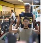 <b>2pm</b> 멤버들의 빛나는 근육