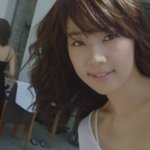 쇄골미인의 <b>정석</b>을 보여주는 여자스타들